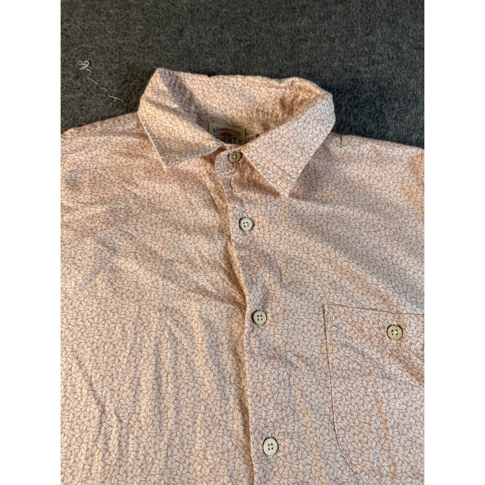Faherty Shirt Mens Small Blue Floral Short Sleeve Button Up Light Orange